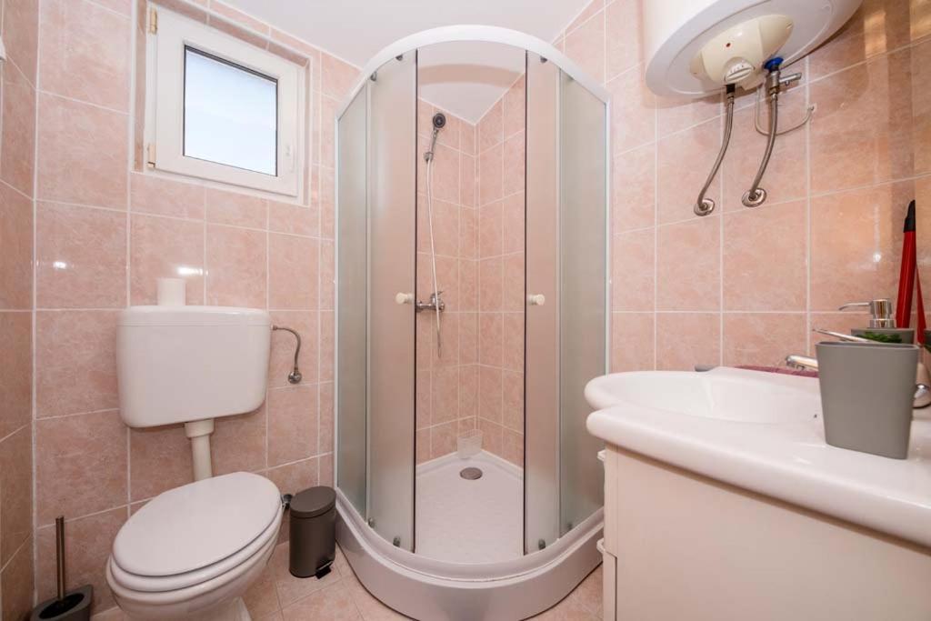 Apartmani Luka Banjol Екстер'єр фото