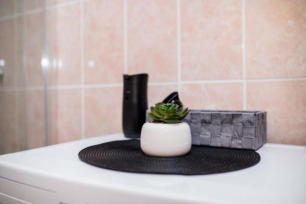 Apartmani Luka Banjol Екстер'єр фото